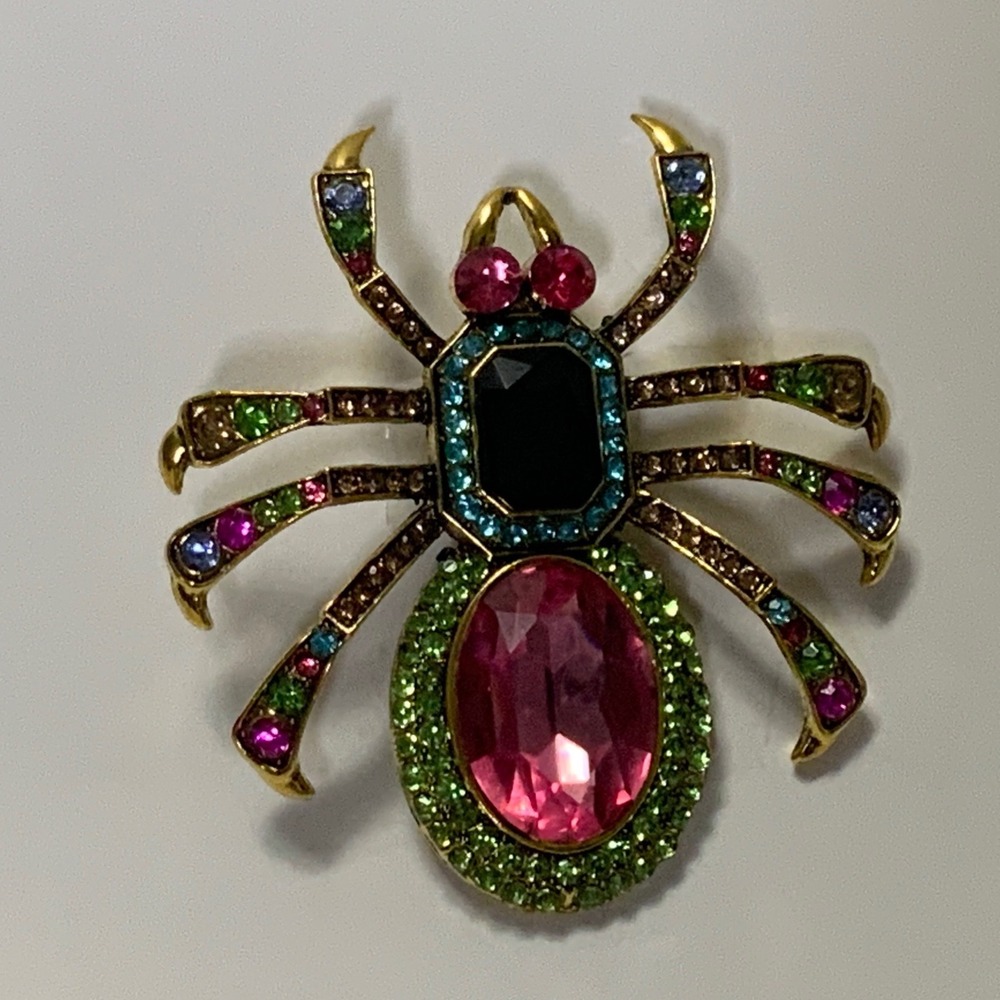 Gothic Rhinestone Spider Brooch Pin Gold Tone Pink Black Halloween Jewelry